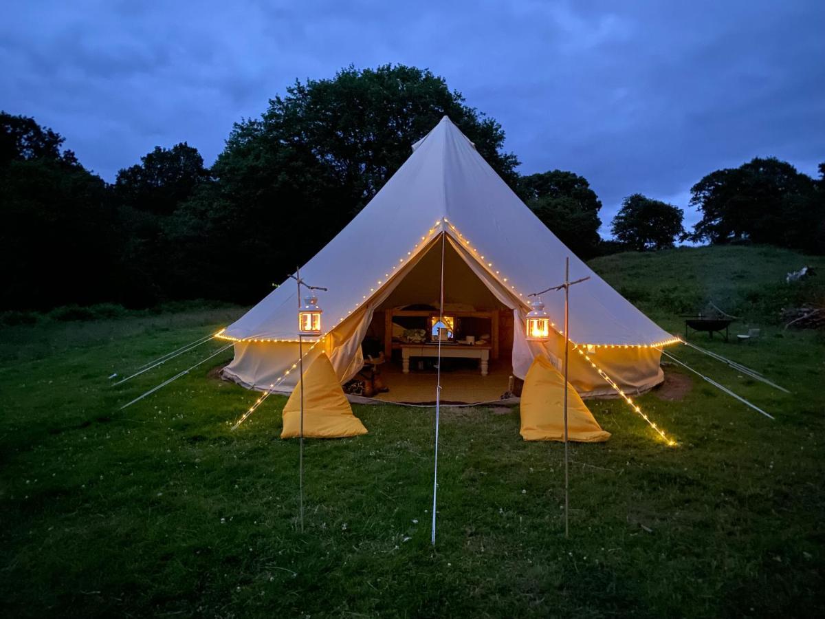 Black Mountains Glamping Hotel Abergavenny ภายนอก รูปภาพ