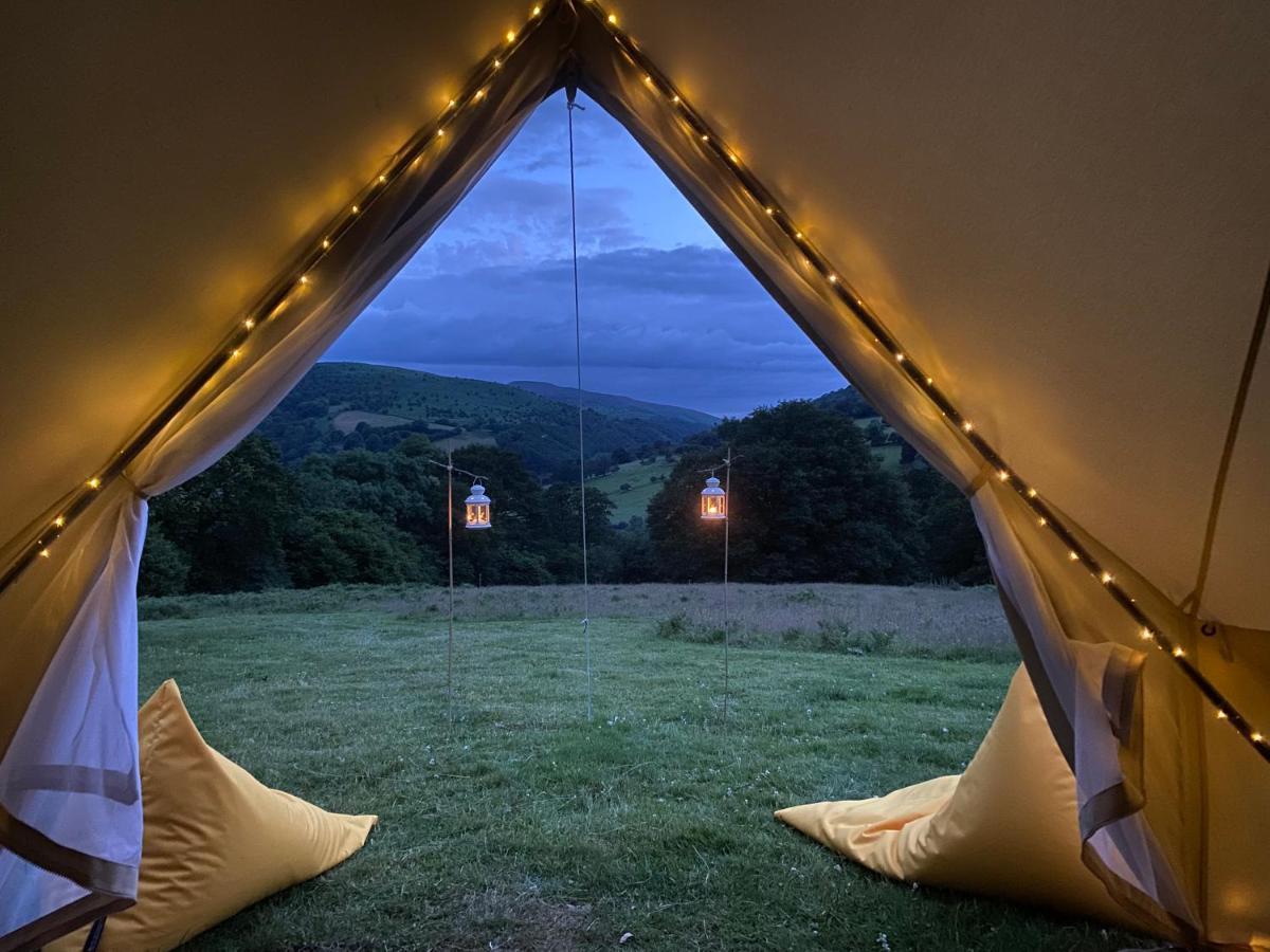 Black Mountains Glamping Hotel Abergavenny ภายนอก รูปภาพ