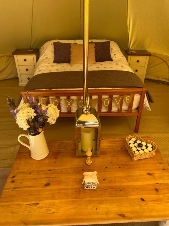 Black Mountains Glamping Hotel Abergavenny ภายนอก รูปภาพ